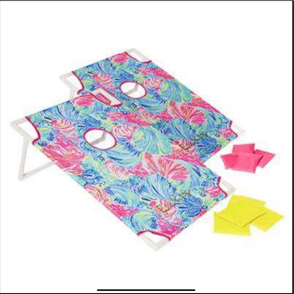 Lilly Pulitzer Beach Toss Set